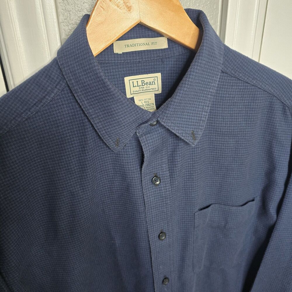 LL Bean Mens Navy Blue Cotton Button Down Shirt Traditional Fit Large